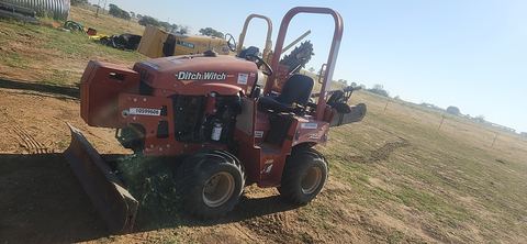 2017 DITCHWITCH RT45 Trencher 32-50Hp