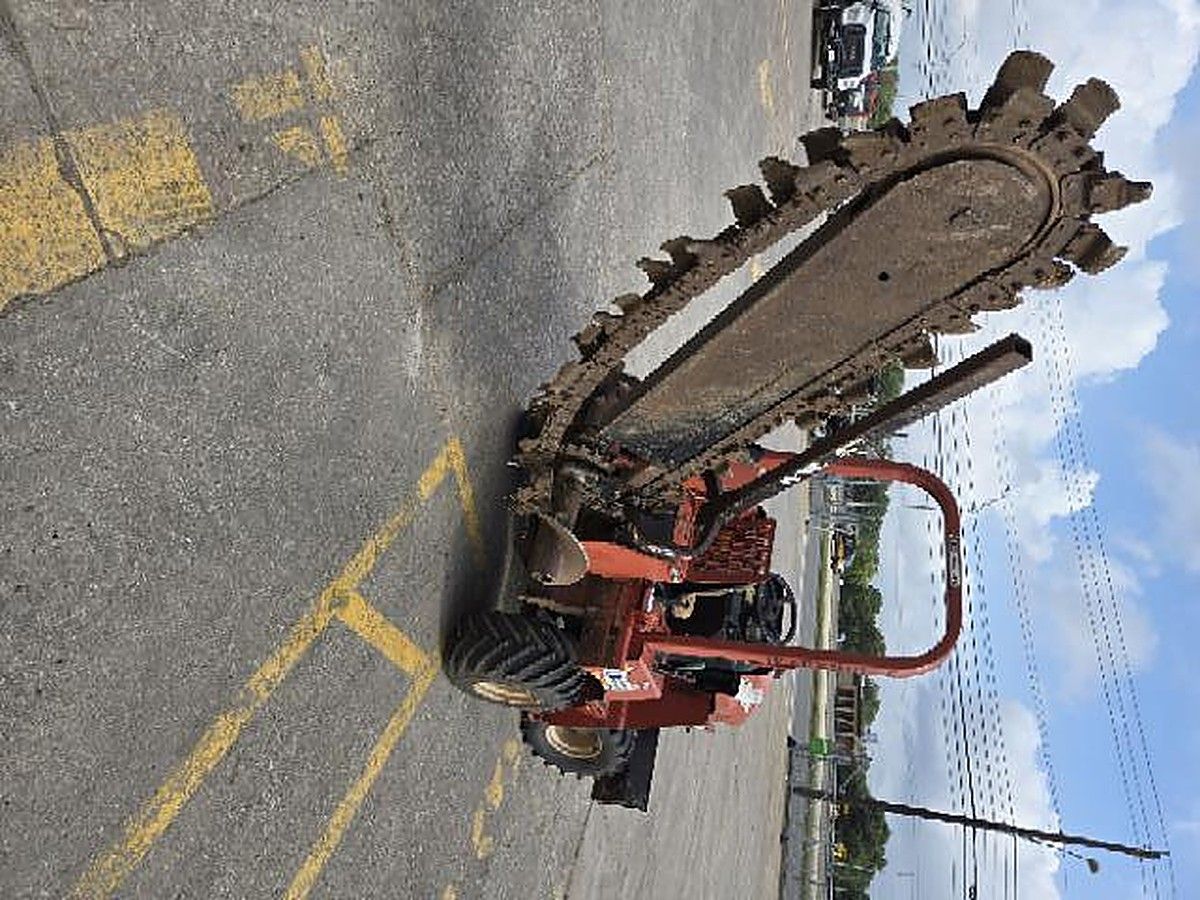 DITCHWITCH RT45 photo 2