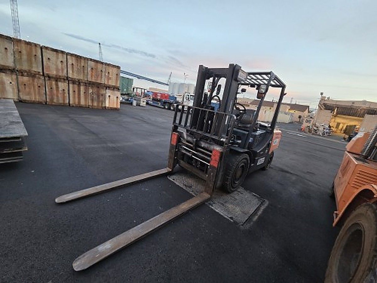 DOOSAN D55C-7 photo 6