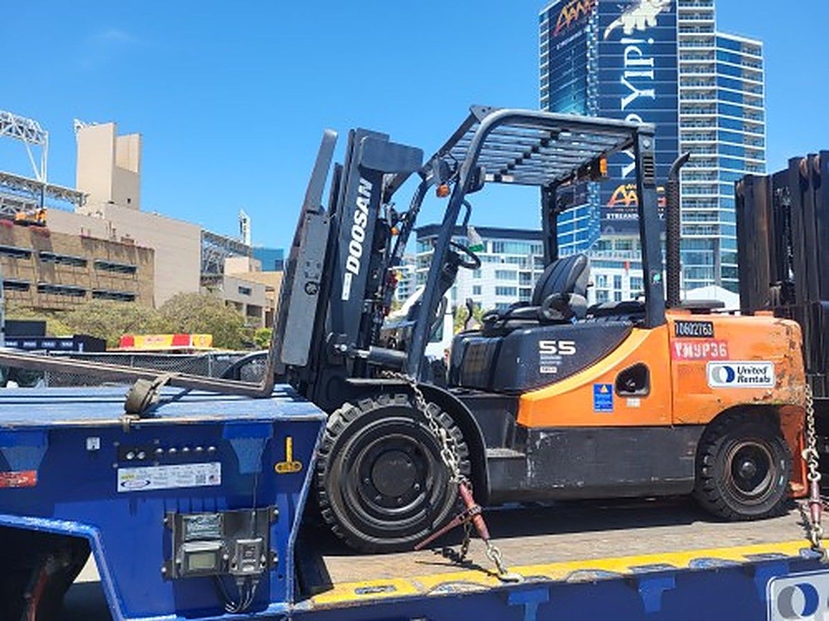 DOOSAN D55C-7 photo 6