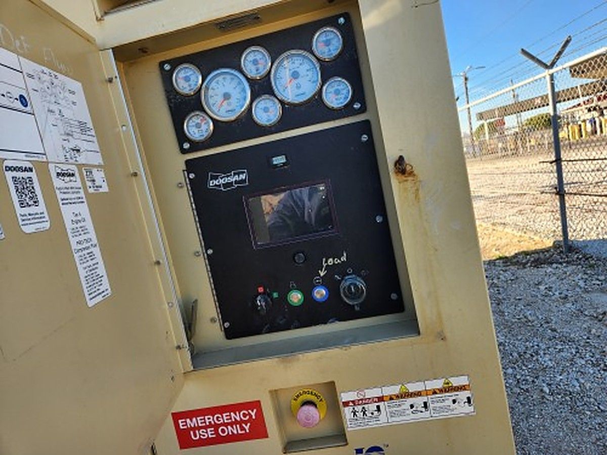 DOOSAN HP1600WCU-T4F photo 9
