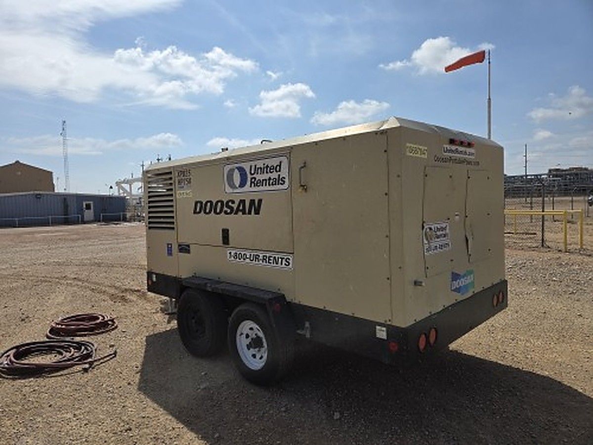 DOOSAN XP825/HP750WCU photo 2