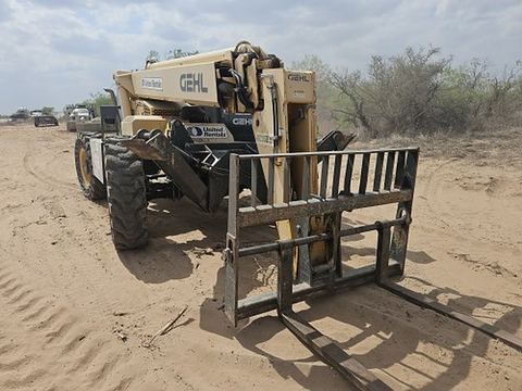 2017 GEHL RS10-55 Forklift Variable Reach 10000# 50'-62'