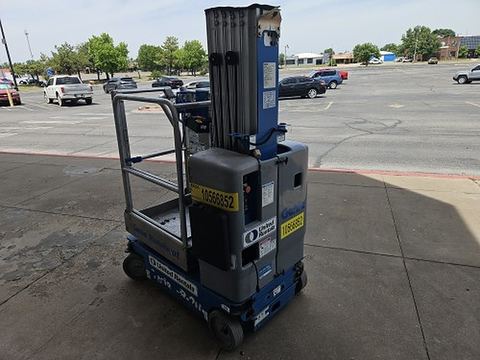 2017 GENIE GR-20 Vertical Lift 18-20' Elec Self Propelled