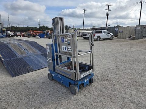 2017 GENIE GR-20 Vertical Lift 18-20' Elec Self Propelled
