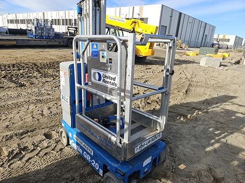 2017 GENIE GR-20 Vertical Lift 18-20' Elec Self Propelled
