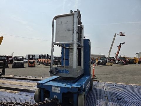 2017 GENIE GR-20 Vertical Lift 18-20' Elec Self Propelled