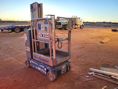 2017 GENIE GR-20 Vertical Lift 18-20' Elec Self Propelled