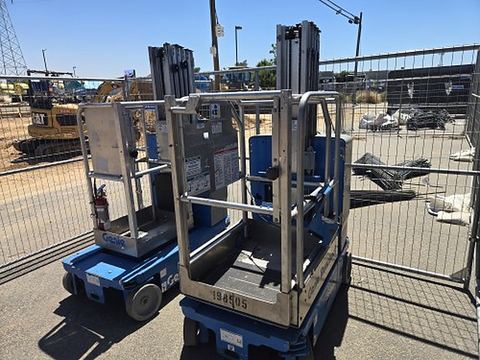 2017 GENIE GR-20 Vertical Lift 18-20' Elec Self Propelled