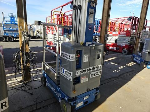 2017 GENIE GR-20 Vertical Lift 18-20' Elec Self Propelled