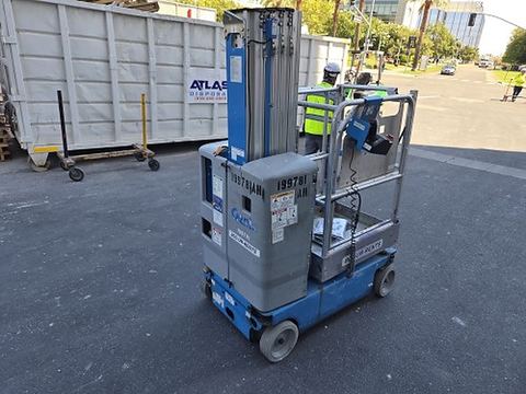 2017 GENIE GR-20 Vertical Lift 18-20' Elec Self Propelled