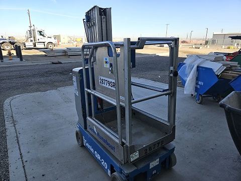2017 GENIE GR-20 Vertical Lift 18-20' Elec Self Propelled