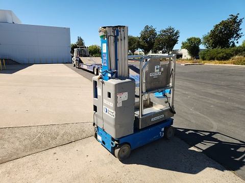 2017 GENIE GR-20 Vertical Lift 18-20' Elec Self Propelled