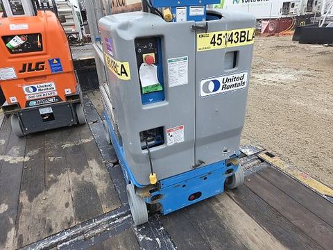 2017 GENIE GR-20 Vertical Lift 18-20' Elec Self Propelled