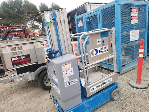 2017 GENIE GR-20 Vertical Lift 18-20' Elec Self Propelled