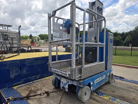 2017 GENIE GR-20 Vertical Lift 18-20' Elec Self Propelled