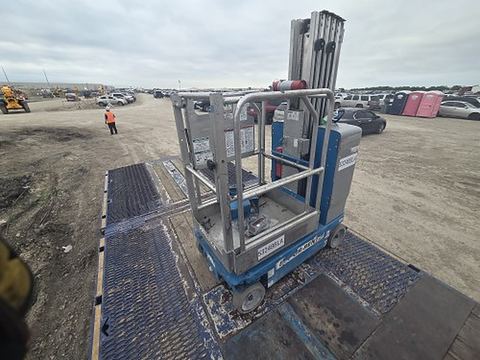 2017 GENIE GR-20 Vertical Lift 18-20' Elec Self Propelled