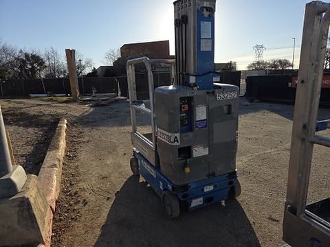 2017 GENIE GR-20 Vertical Lift 18-20' Elec Self Propelled