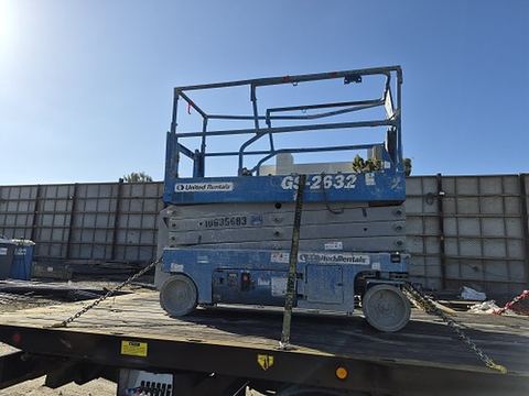 2017 GENIE GS-2632 Scissor Lift 24-26' Electric 30-36" Wide