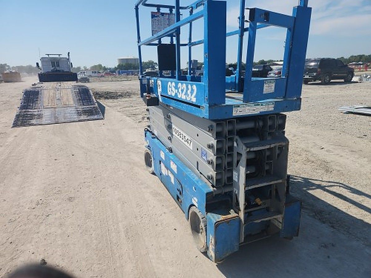 GENIE GS-3232 photo 2