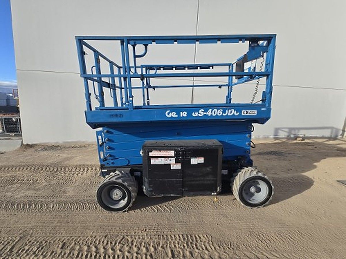 GENIE GS-4069 DC photo 2