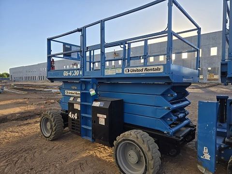 2017 GENIE GS-4390 RT Scissor Lift 36-49' Ic 4Wd