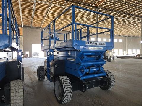 2017 GENIE GS-4390 RT Scissor Lift 36-49' Ic 4Wd