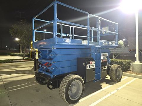 2017 GENIE GS-4390 RT Scissor Lift 36-49' Ic 4Wd