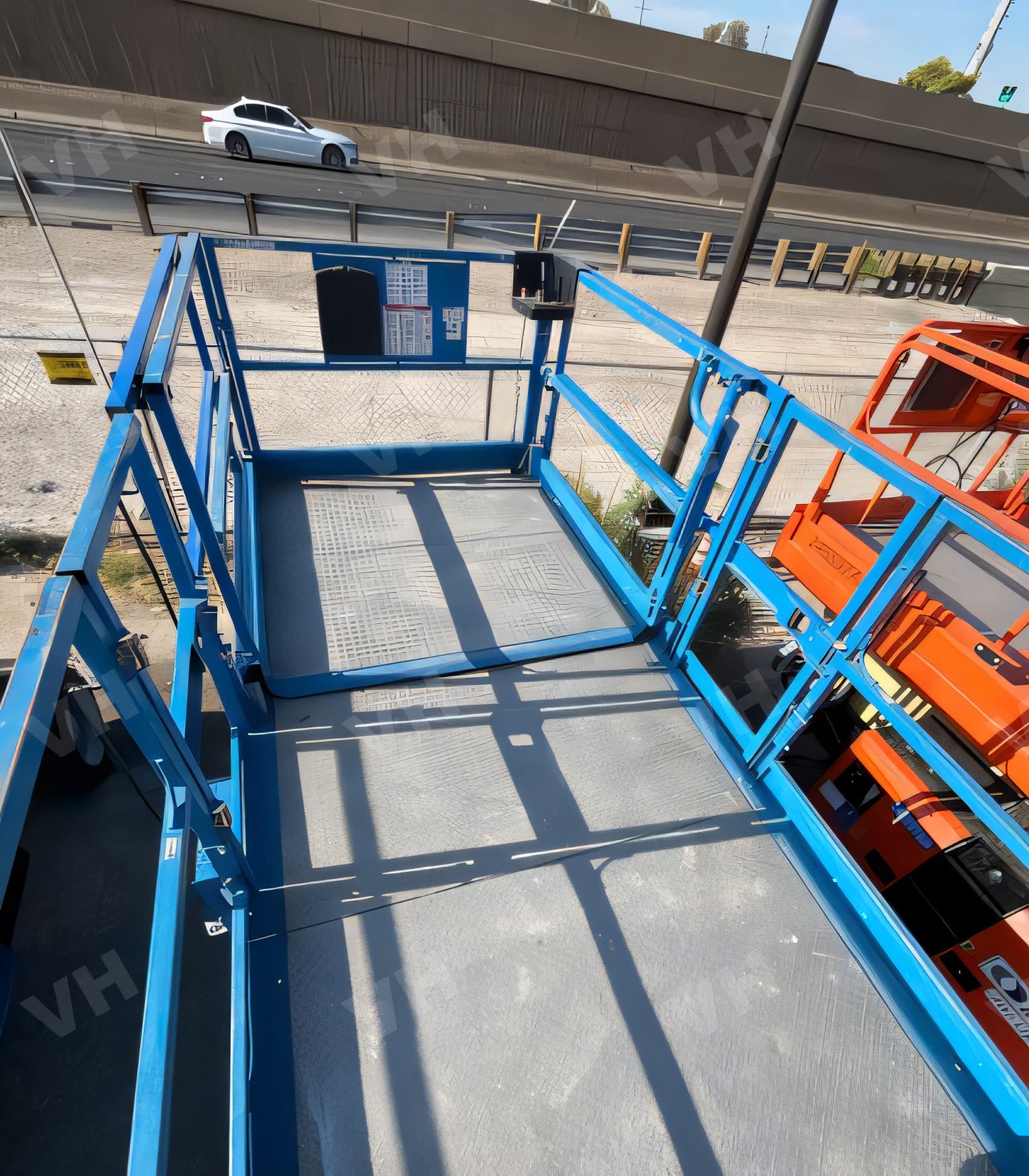 2017 Genie GS-4390 RT SCISSOR LIFT 36-49' IC 4WD photo 6