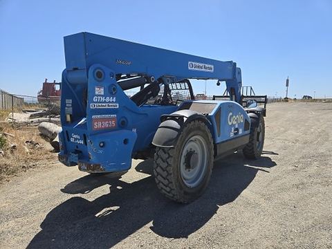 2017 GENIE GTH-844 Forklift Variable Reach 8000# 40-49'
