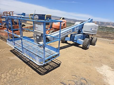 2017 GENIE S-40 Boom 37-44' Telescopic