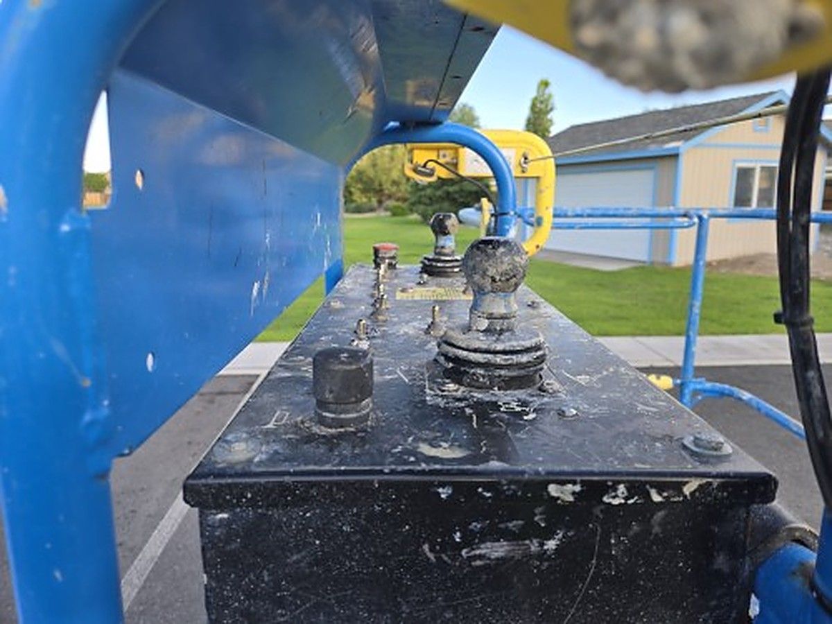 GENIE S-40 photo 15