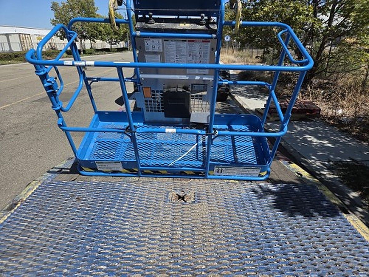 GENIE S-40 photo 10