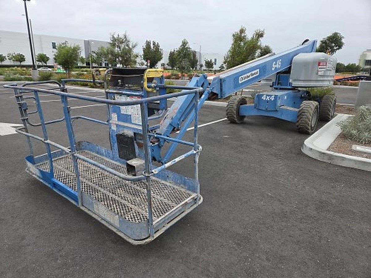 GENIE S-45 photo 2