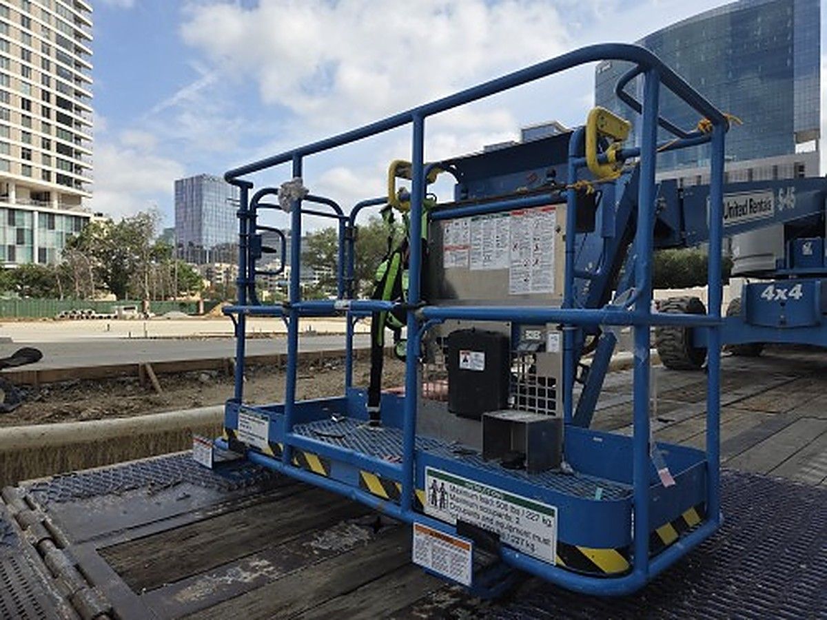 GENIE S-45 photo 2