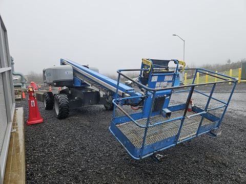 2017 GENIE S-60X Boom 60-64' Telescopic
