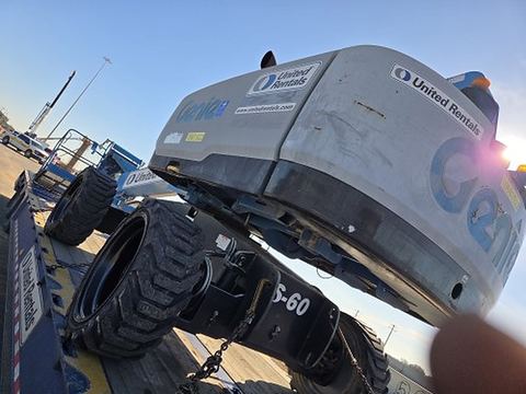 2017 GENIE S-60X Boom 60-64' Telescopic
