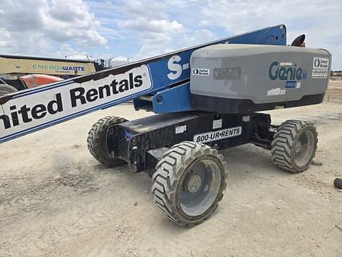 2017 GENIE S-60X Boom 60-64' Telescopic