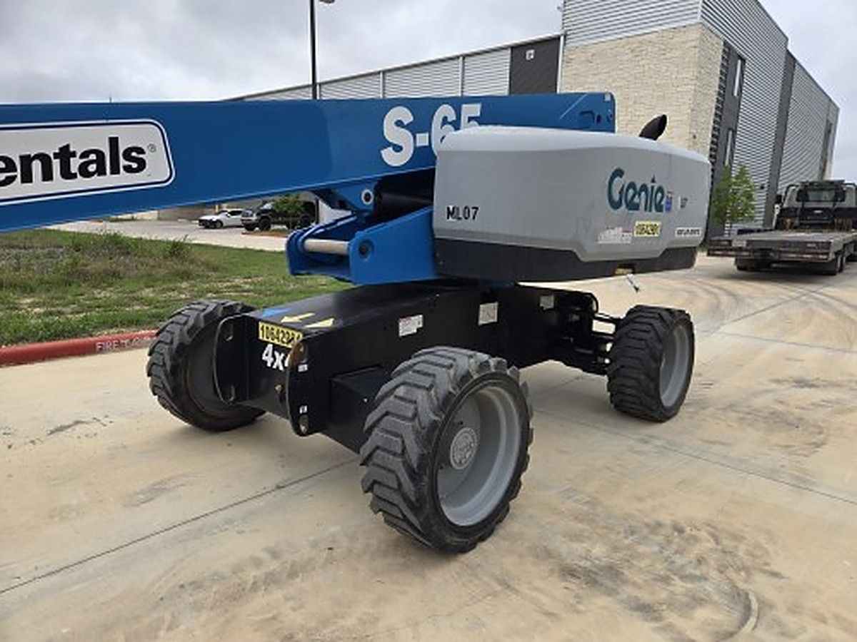 GENIE S-65 photo 3