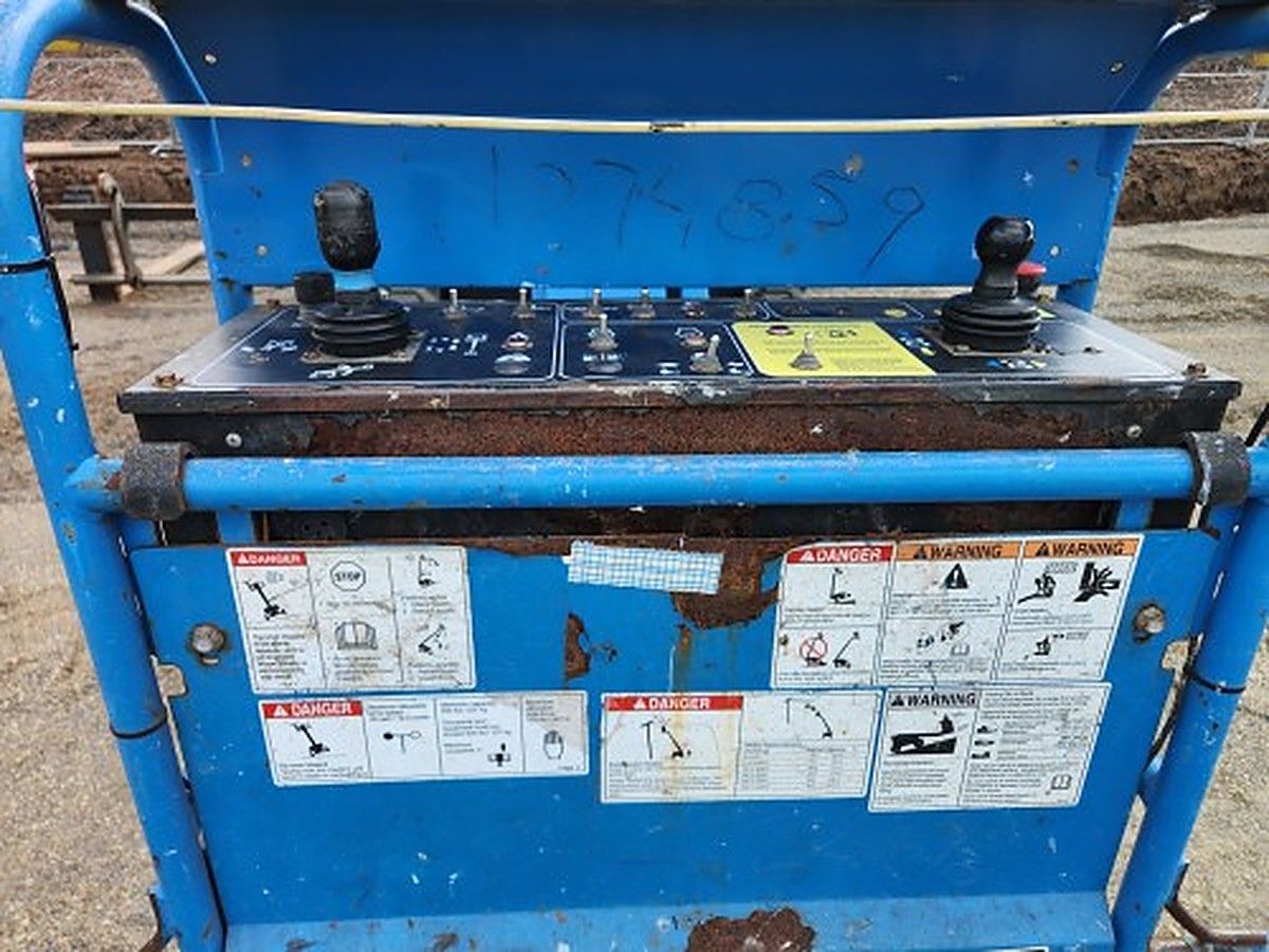 GENIE S-65 photo 14