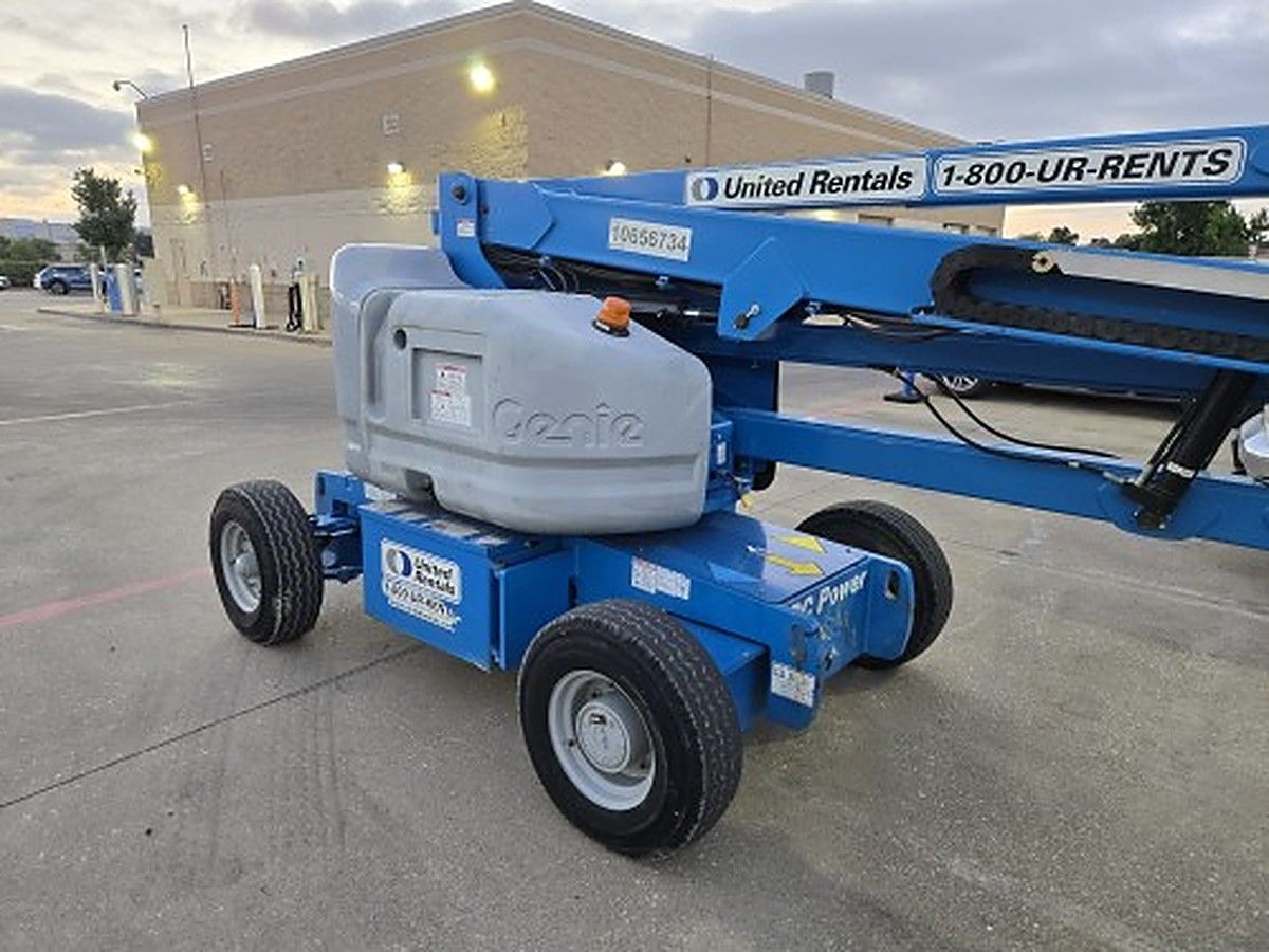 GENIE Z-45/25J DC photo 7