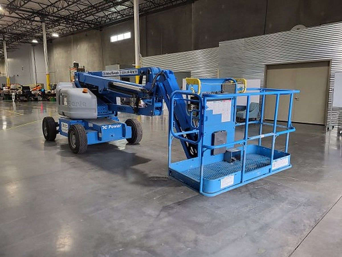 GENIE Z-45/25J DC photo 6