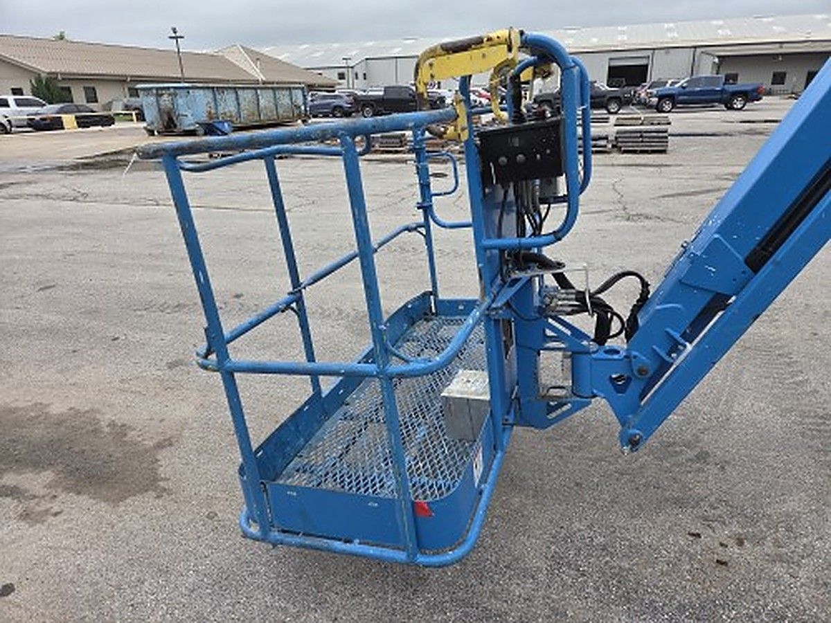 GENIE Z-45/25J DC photo 3