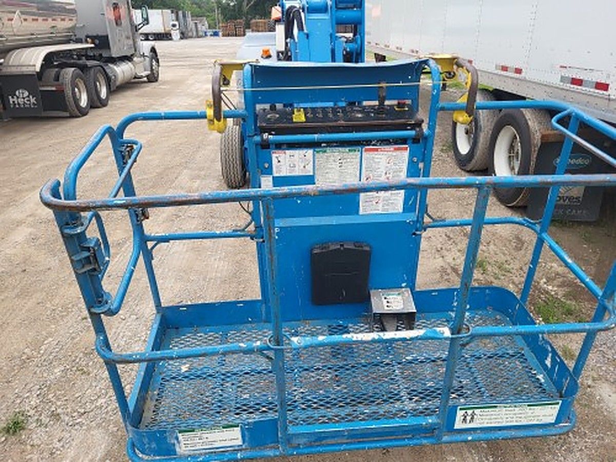 GENIE Z-45/25J DC photo 4