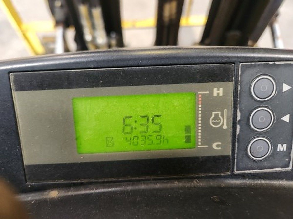 HYSTER H50XT photo 2
