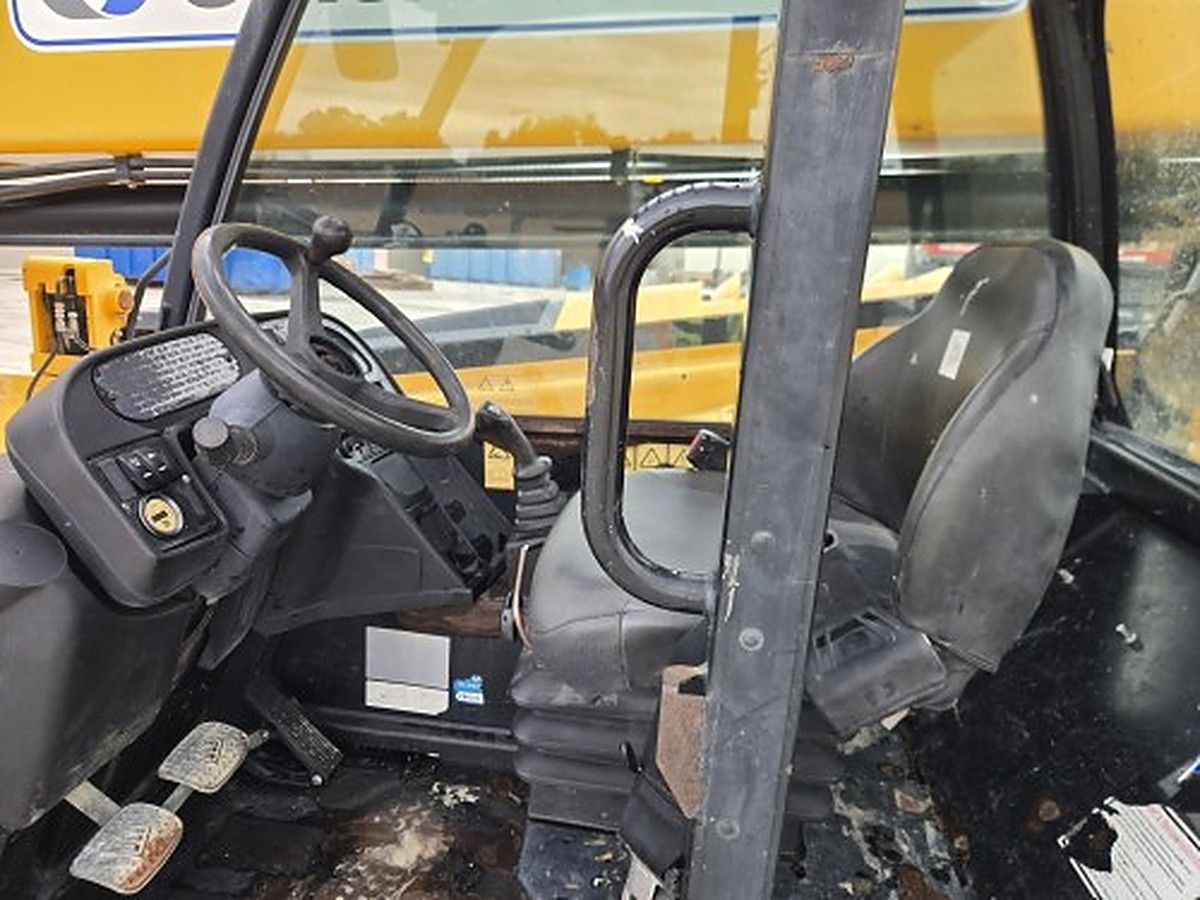 JCB 507-42 photo 6