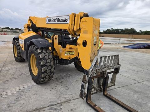 2017 JCB 507-42 Forklift Variable Reach 7000# 38-44'