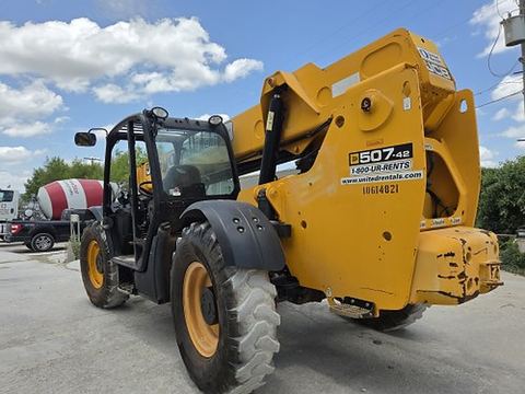 2017 JCB 507-42 Forklift Variable Reach 7000# 38-44'