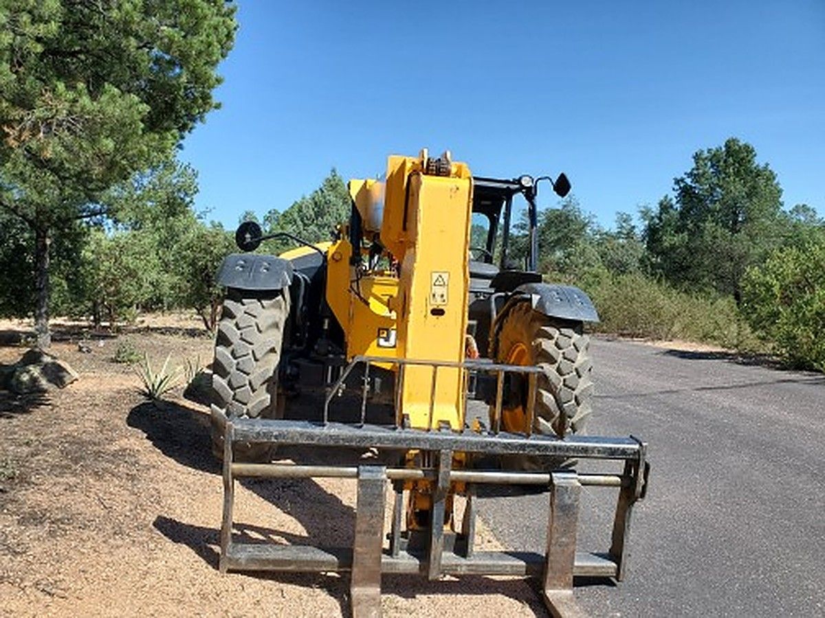 JCB 507-42 photo 3