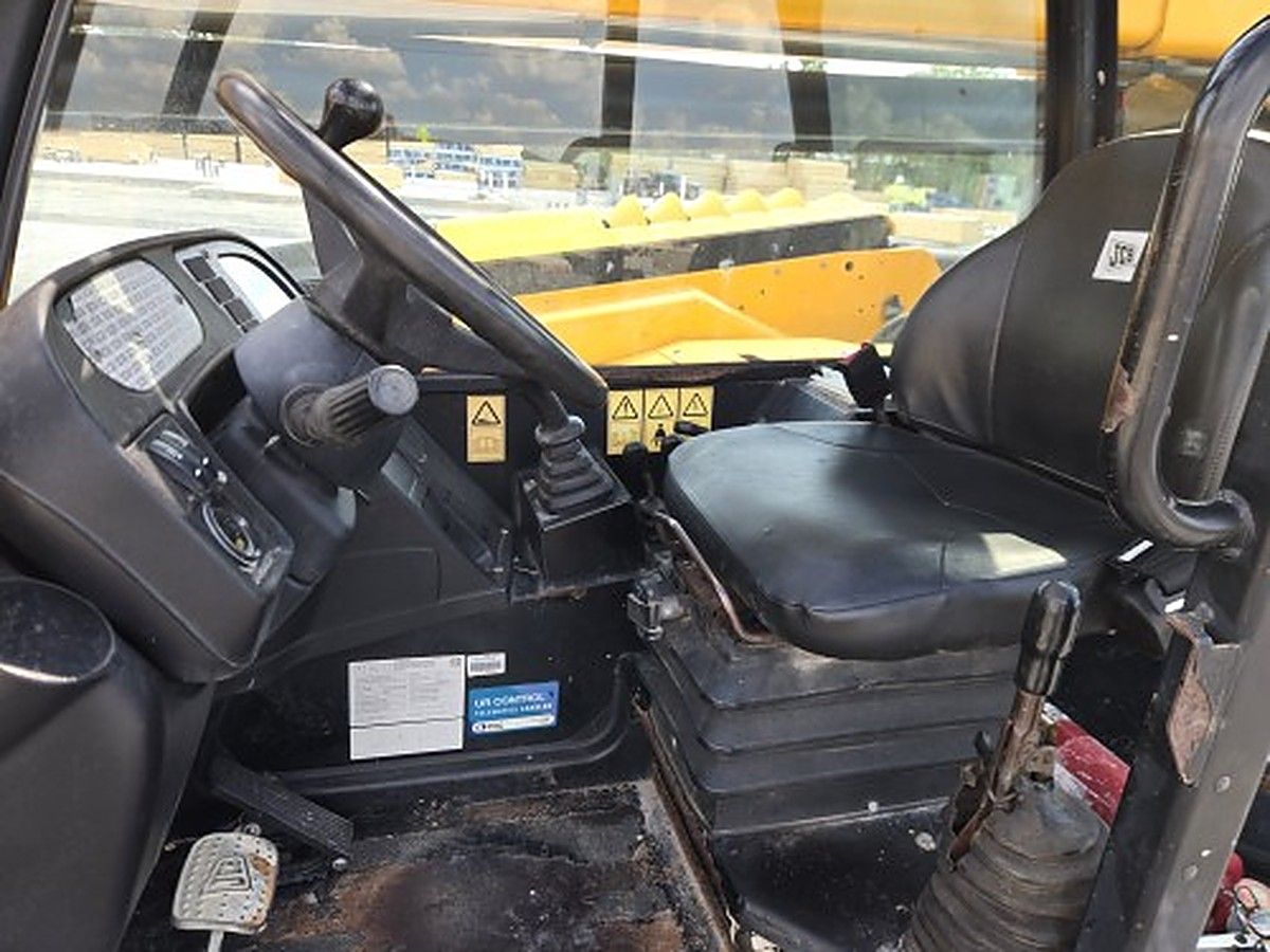 JCB 507-42 photo 2